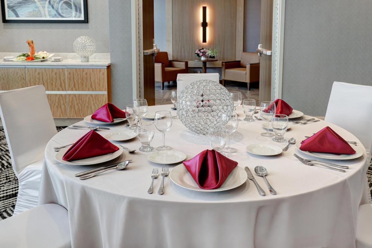Hyatt Place Ottawa West Экстерьер фото