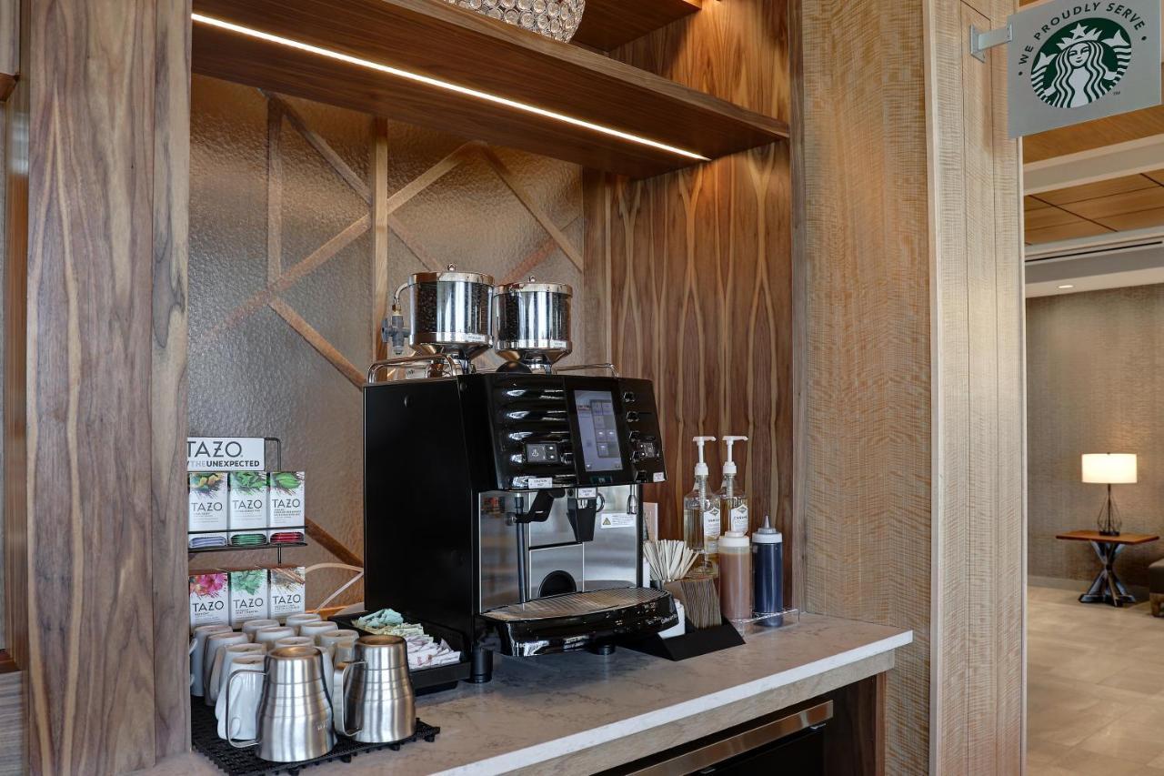 Hyatt Place Ottawa West Экстерьер фото
